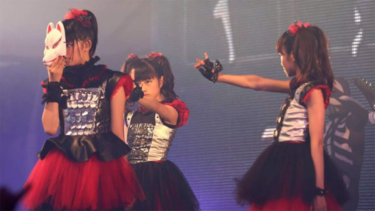 【Kawaii girl Japan/ライブレポート】BABYMETAL、＜ROCK IN JAPAN FESTIVAL 2013＞に初降臨 – BARKS