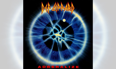 デフ・レパード『Adrenalize』: 友の死を乗り越え、グランジ溢れる1992年ロック界を活気づけた傑作 – https://www.udiscovermusic.com/