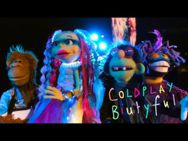 Coldplay – Biutyful (Official Video) | Skream! ミュージックビデオ 邦楽ロック・洋楽ロック ポータルサイト – Skream!