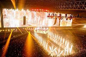 ＜ライブレポート＞BABYMETALが「闇の世界」を表現 目まぐるしくも規律のある演出に圧倒 | Daily News – Billboard JAPAN