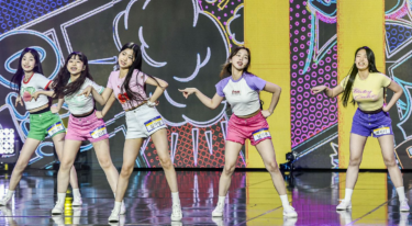 「実力が伴ってない」アイドル派5人の少女時代『Gee』にプロたちが酷評、ため息も『青春スター』 | 韓流・K-POP – ABEMA TIMES