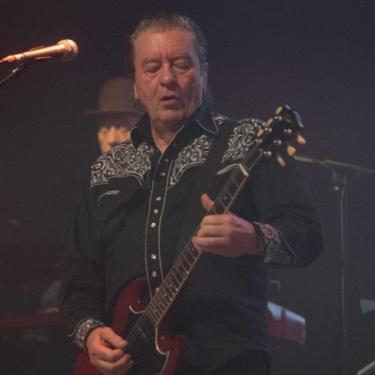世界的伝説バンドのギタリスト死去 72歳 （よろず～ニュース … – Yahoo!ニュース