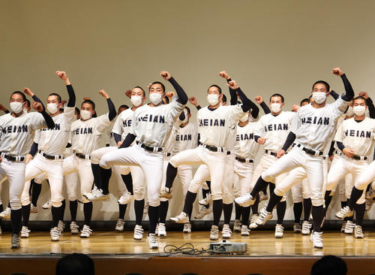 【センバツ】龍谷大平安「ジャンボリミッキー！」ダンスで喜び表現、監督考案で年明けから練習 – 高校野球 – ニッカンスポーツ
